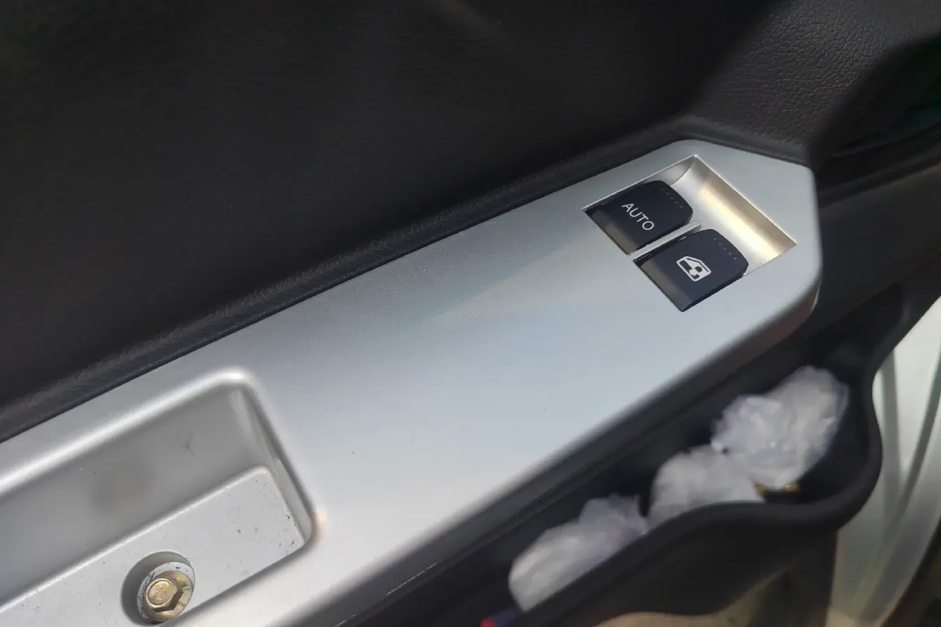 2021 ChangAn Kaicene ShenQi T30 1.6L 122HP L4 5MT,autocango,china used car exporter,china ev exporter,chinese used car exporter,chinese used ev exporter