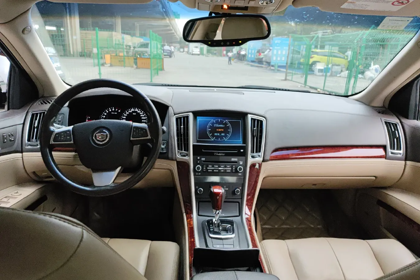 2010 Cadillac SLS 3.0L 272HP V6 6AT,autocango,china used car exporter,china ev exporter,chinese used car exporter,chinese used ev exporter