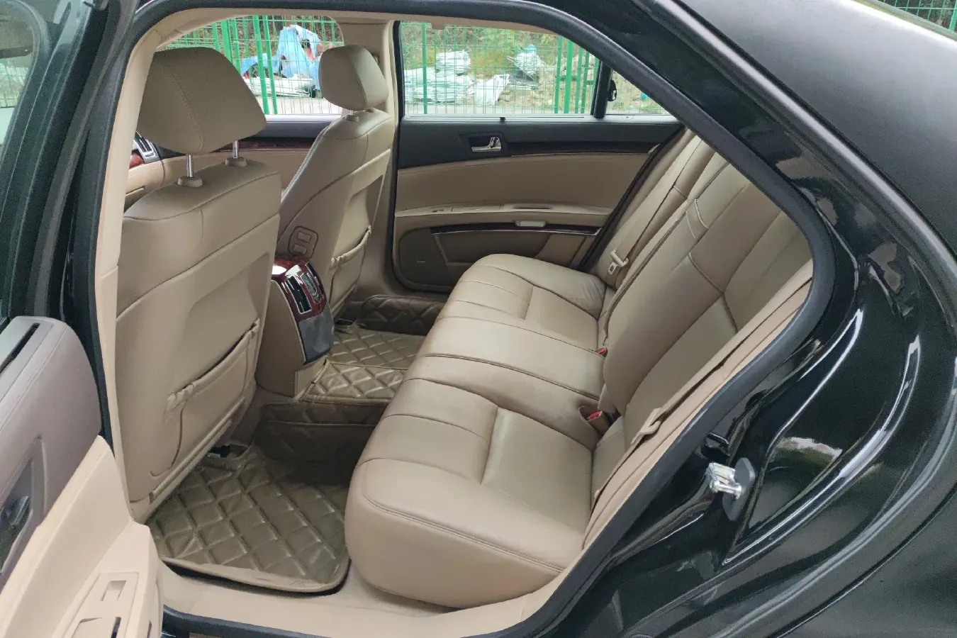 2010 Cadillac SLS 3.0L 272HP V6 6AT,autocango,china used car exporter,china ev exporter,chinese used car exporter,chinese used ev exporter