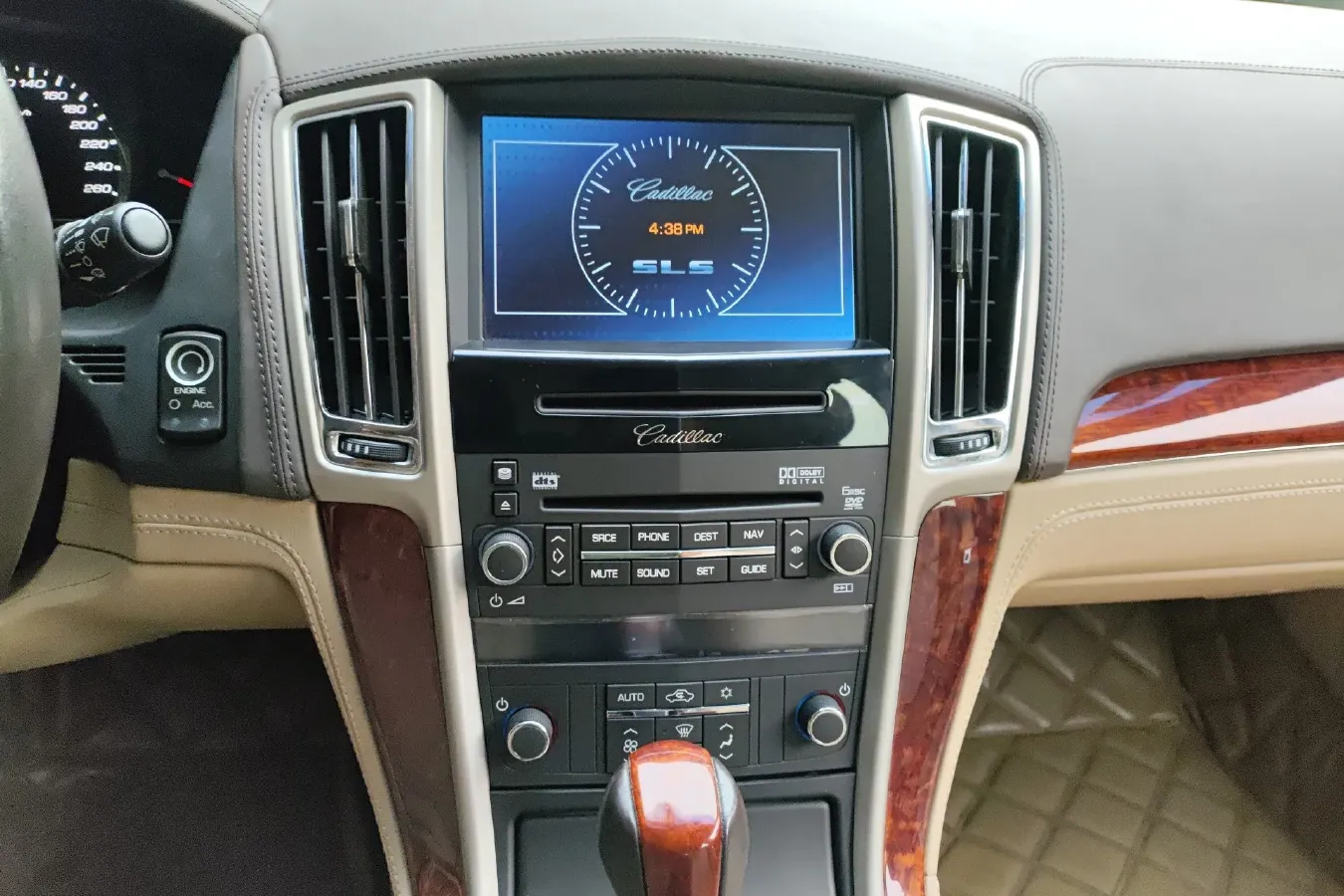 2010 Cadillac SLS 3.0L 272HP V6 6AT,autocango,china used car exporter,china ev exporter,chinese used car exporter,chinese used ev exporter