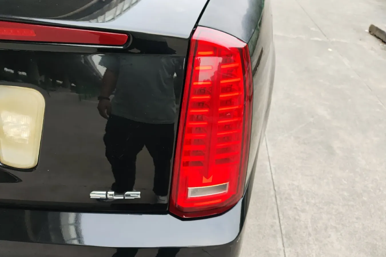 2010 Cadillac SLS 3.0L 272HP V6 6AT,autocango,china used car exporter,china ev exporter,chinese used car exporter,chinese used ev exporter