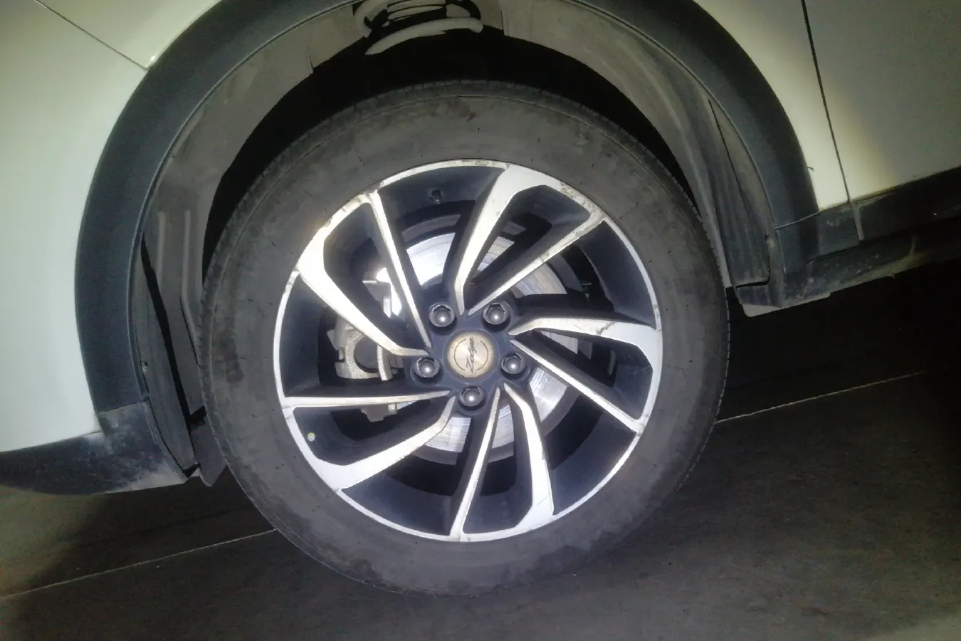 2017 Zotye T300 1.5L 112HP L4 5MT,autocango,china used car exporter,china ev exporter,chinese used car exporter,chinese used ev exporter