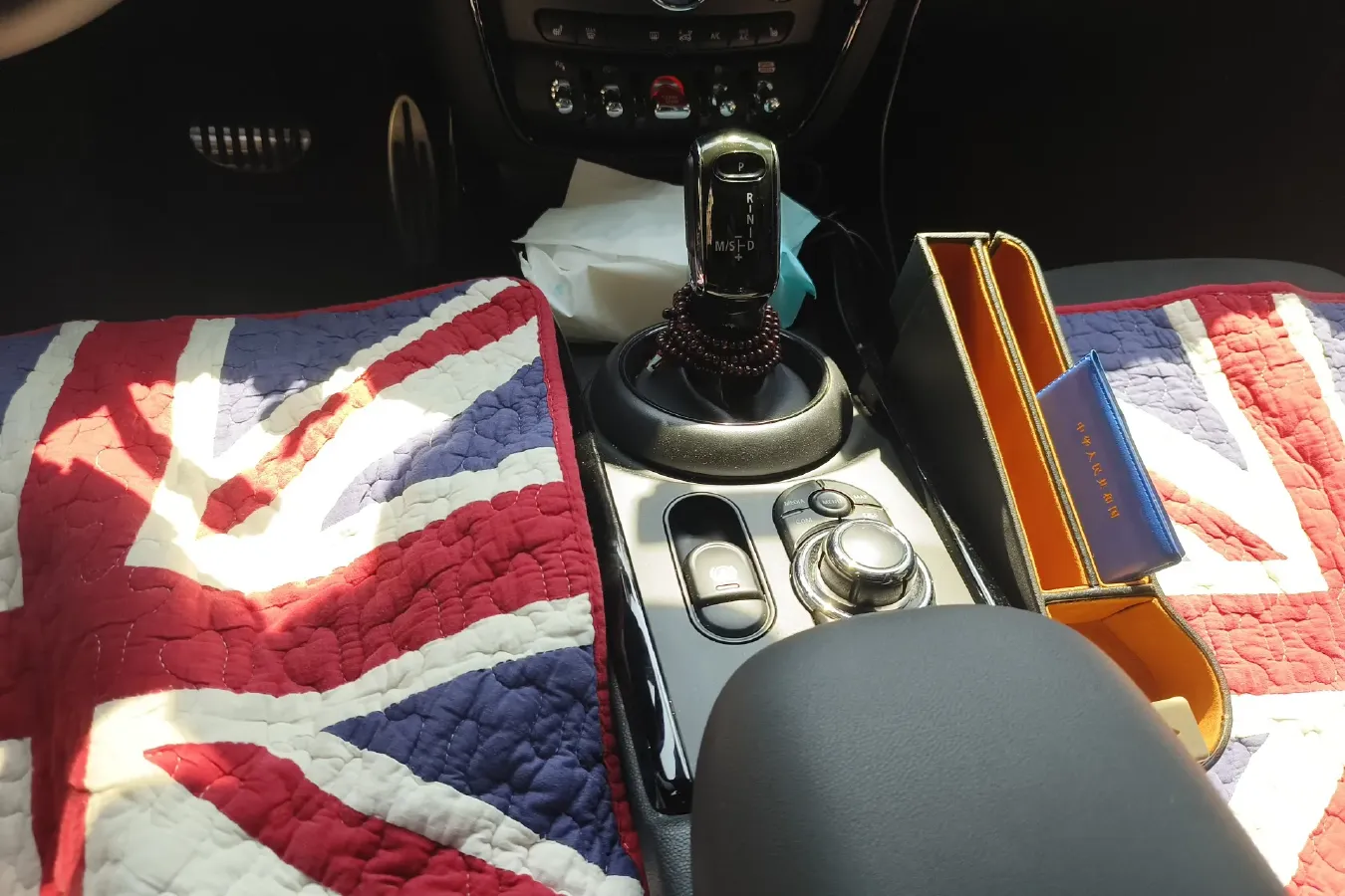 2022 MINI JCW CLUBMAN 2.0T 272HP L4 8AT,autocango,china used car exporter,china ev exporter,chinese used car exporter,chinese used ev exporter