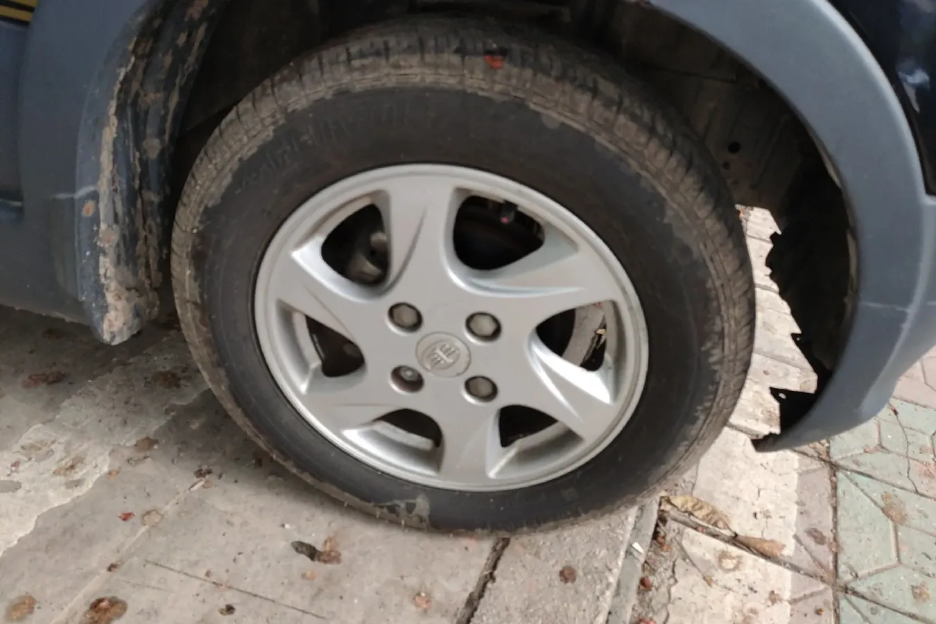 2013 FAW Senia S80 1.5L 109HP L4 5MT,autocango,china used car exporter,china ev exporter,chinese used car exporter,chinese used ev exporter