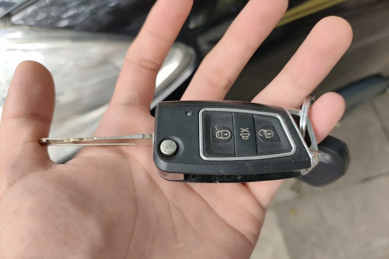 2013 FAW Senia S80 1.5L 109HP L4 5MT,autocango,china used car exporter,china ev exporter,chinese used car exporter,chinese used ev exporter