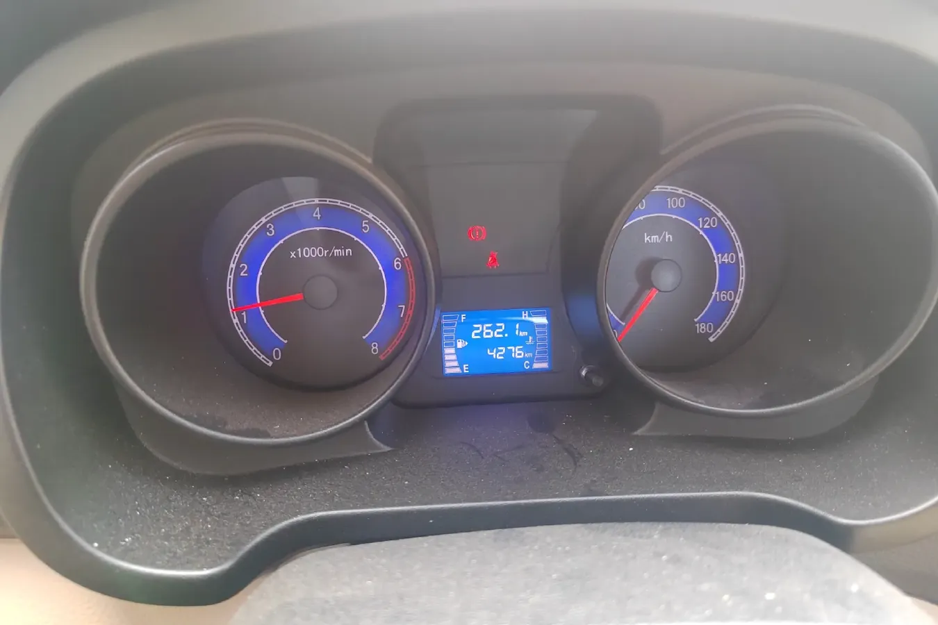 2021 ChangAn KuaYue New Leopard T3 1.2L 91HP L4 5MT,autocango,china used car exporter,china ev exporter,chinese used car exporter,chinese used ev exporter