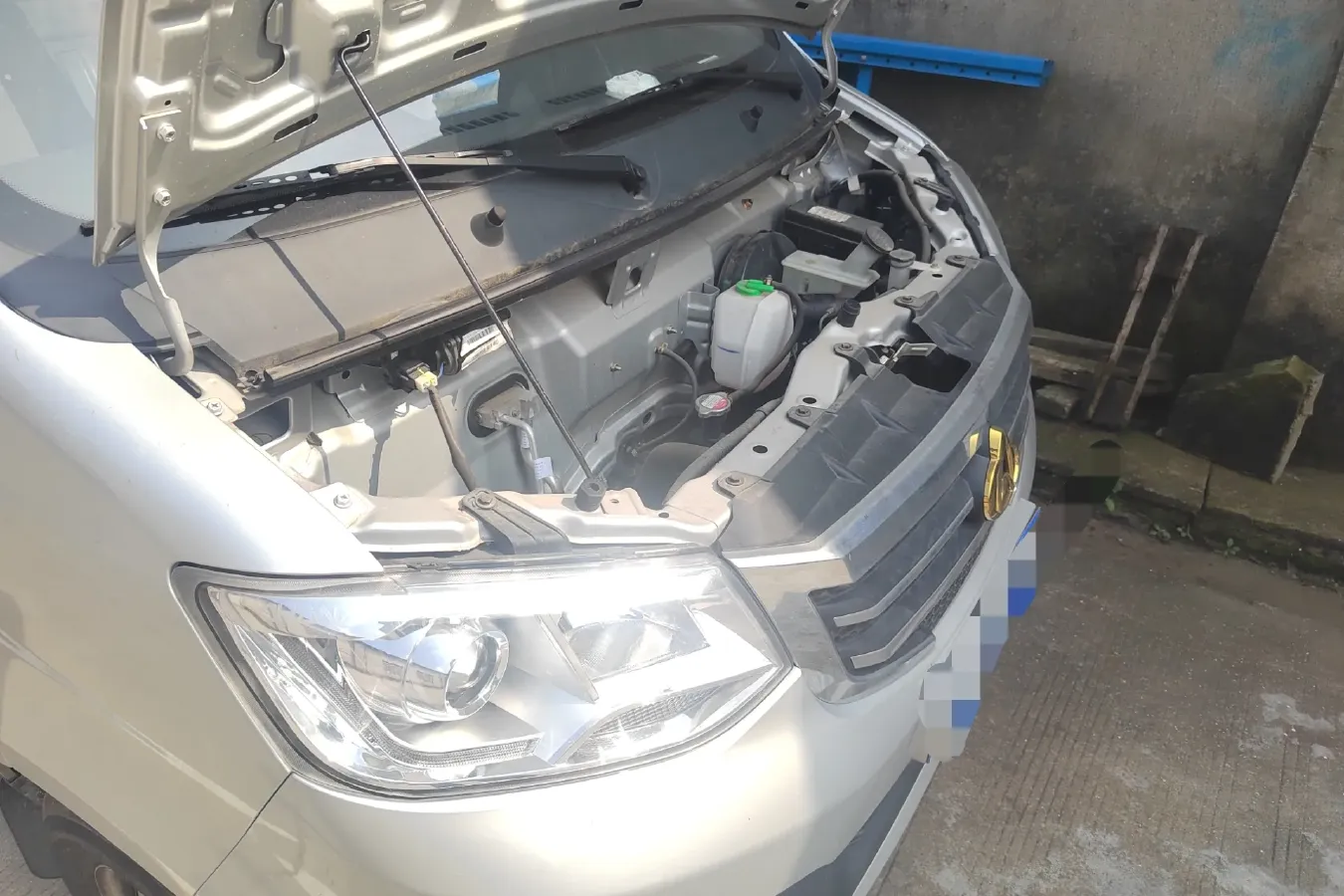 2021 ChangAn KuaYue New Leopard T3 1.2L 91HP L4 5MT,autocango,china used car exporter,china ev exporter,chinese used car exporter,chinese used ev exporter