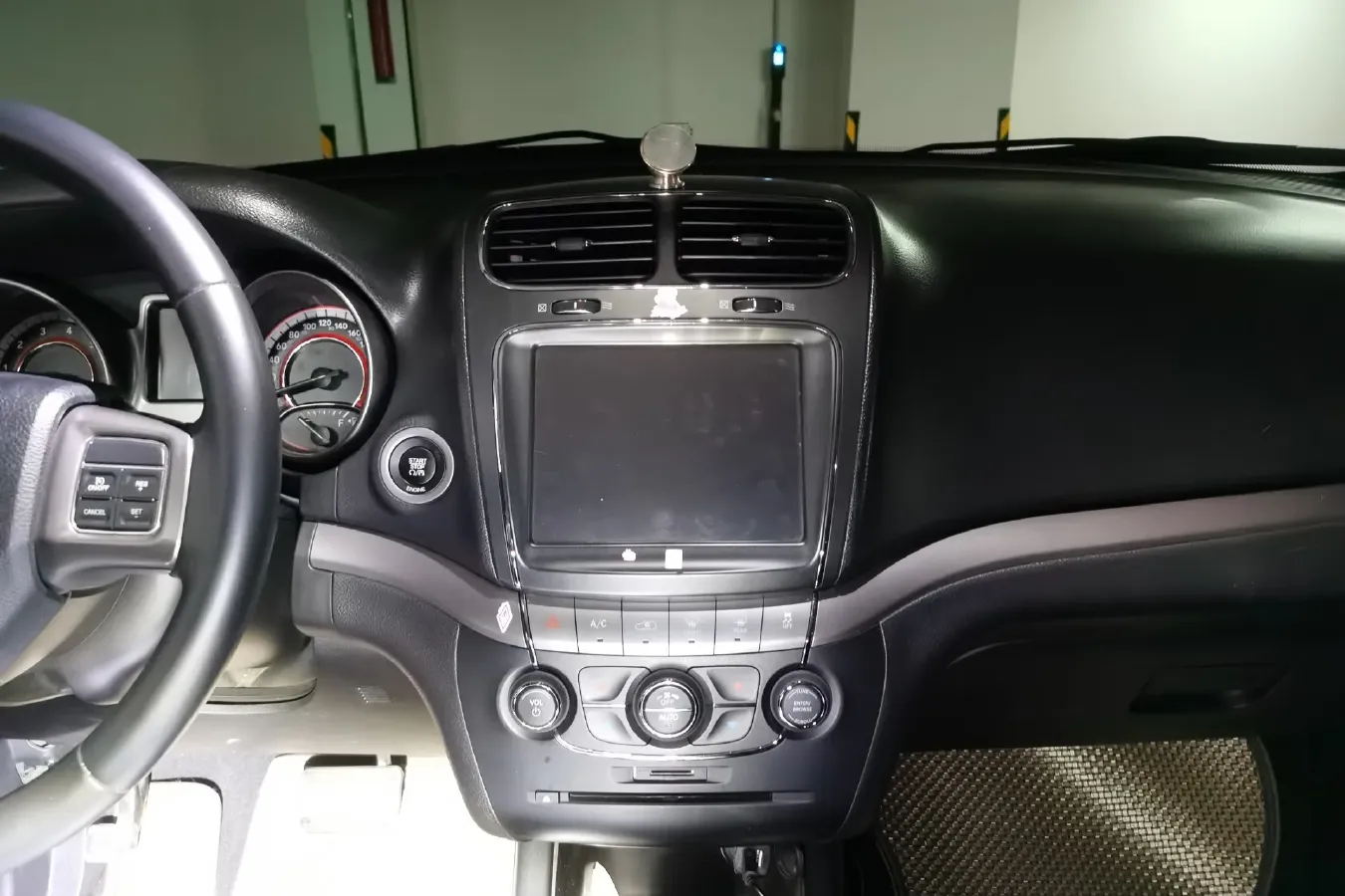 2016 Dodge JCUV 2.4L 170HP L4 6AT,autocango,china used car exporter,china ev exporter,chinese used car exporter,chinese used ev exporter