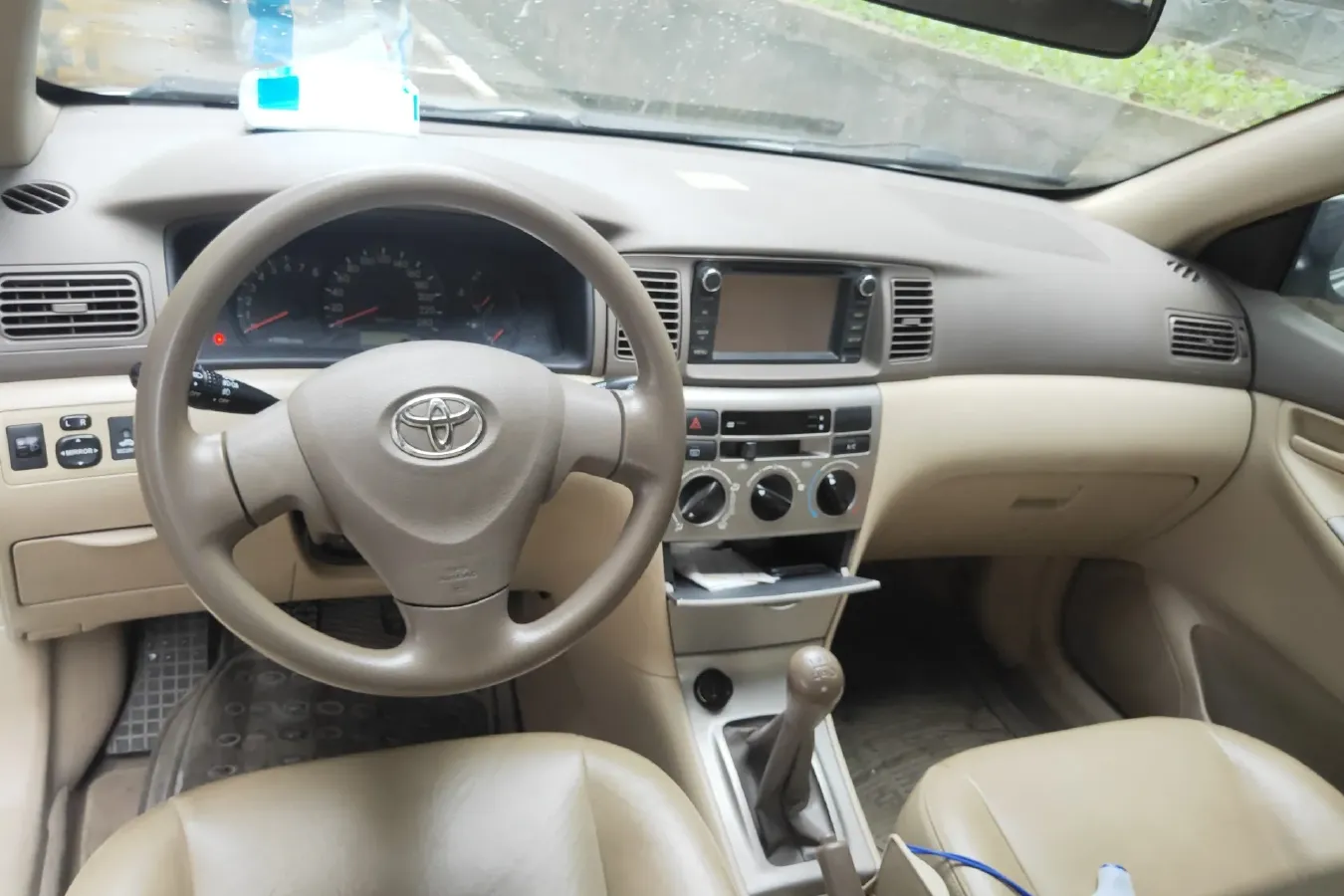 2010 Toyota Corolla 1.6L 120HP L4 5MT,autocango,china used car exporter,china ev exporter,chinese used car exporter,chinese used ev exporter
