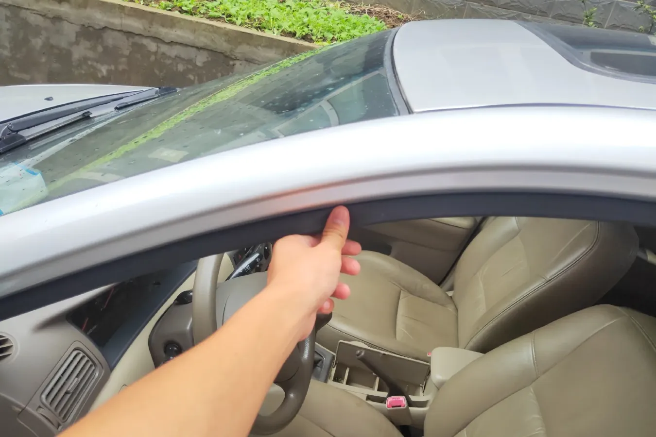 2010 Toyota Corolla 1.6L 120HP L4 5MT,autocango,china used car exporter,china ev exporter,chinese used car exporter,chinese used ev exporter