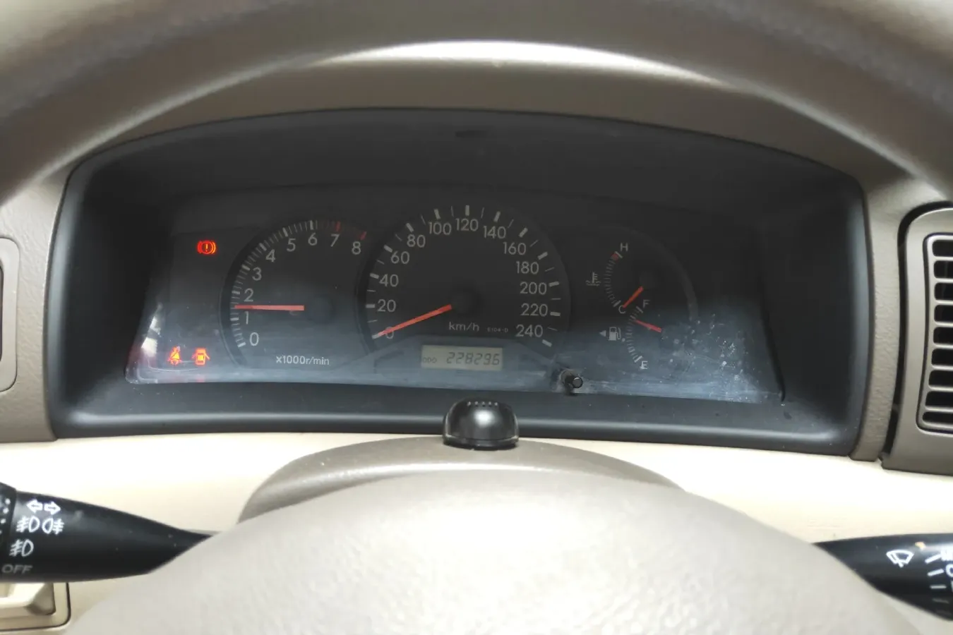 2010 Toyota Corolla 1.6L 120HP L4 5MT,autocango,china used car exporter,china ev exporter,chinese used car exporter,chinese used ev exporter