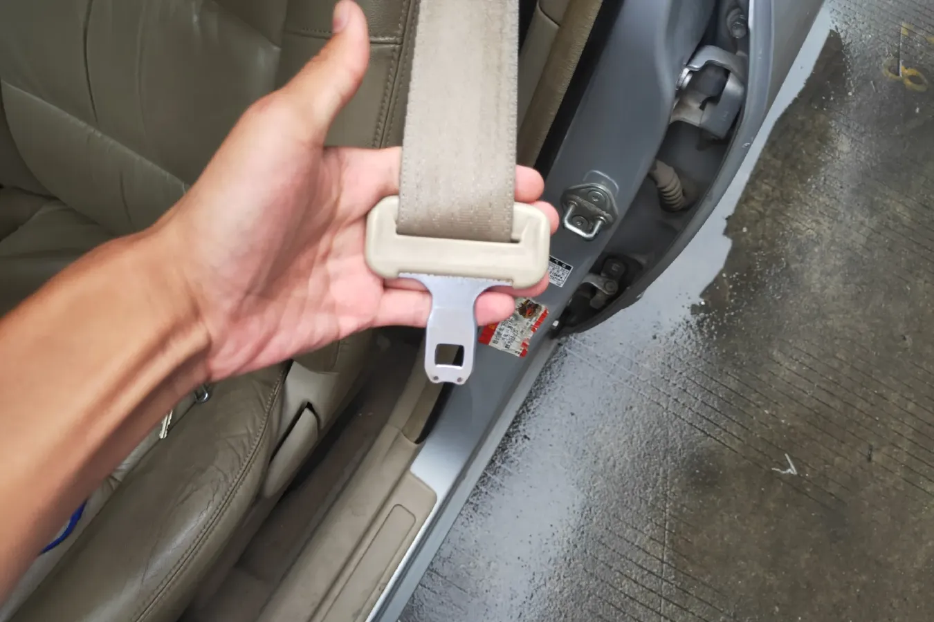 2010 Toyota Corolla 1.6L 120HP L4 5MT,autocango,china used car exporter,china ev exporter,chinese used car exporter,chinese used ev exporter