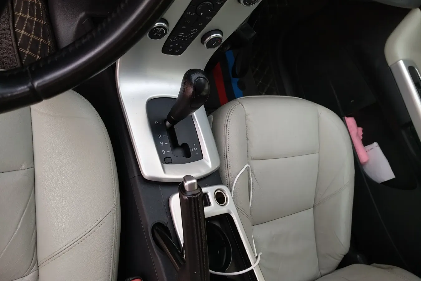 2012 Volvo C30 2.0L 145HP L4 6DCT,autocango,china used car exporter,china ev exporter,chinese used car exporter,chinese used ev exporter