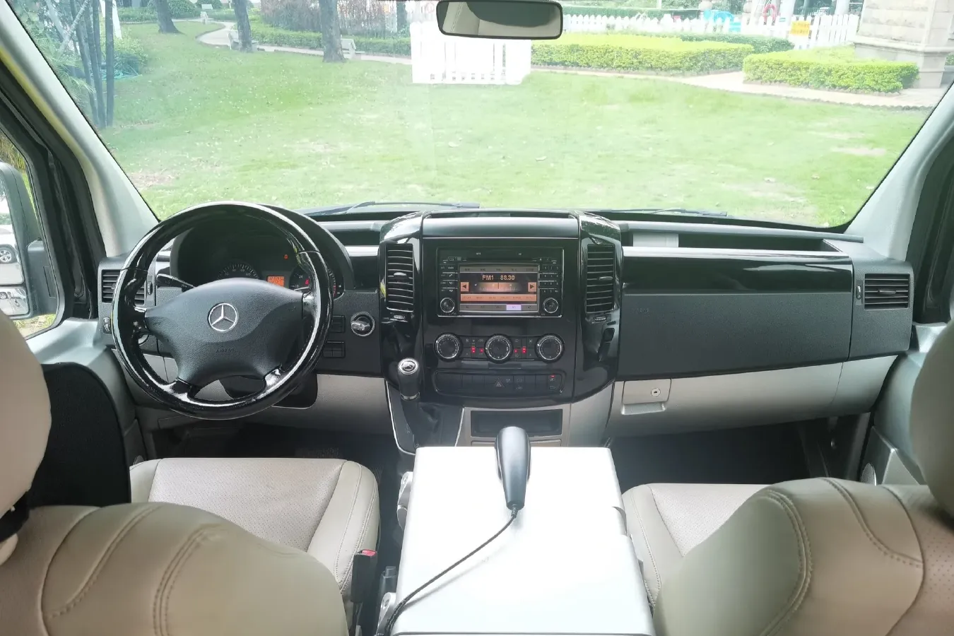 2009 Mercedes-Benz Sprinter 3.5L 258HP V6 5AT,autocango,china used car exporter,china ev exporter,chinese used car exporter,chinese used ev exporter