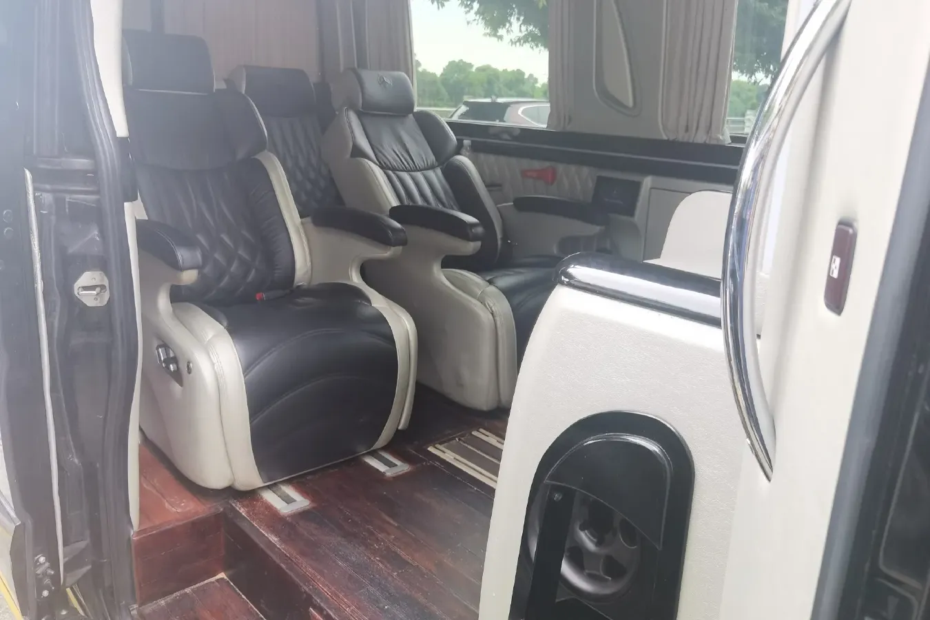 2009 Mercedes-Benz Sprinter 3.5L 258HP V6 5AT,autocango,china used car exporter,china ev exporter,chinese used car exporter,chinese used ev exporter