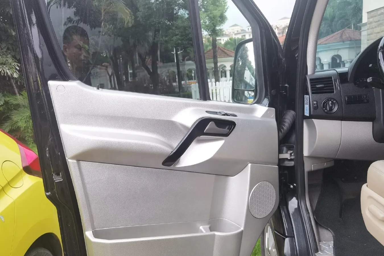 2009 Mercedes-Benz Sprinter 3.5L 258HP V6 5AT,autocango,china used car exporter,china ev exporter,chinese used car exporter,chinese used ev exporter