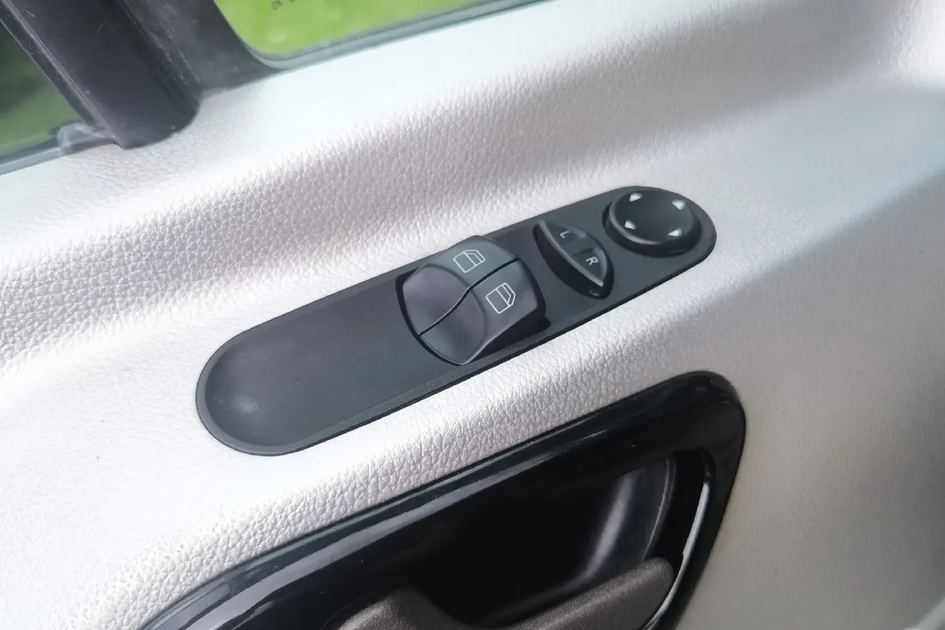 2009 Mercedes-Benz Sprinter 3.5L 258HP V6 5AT,autocango,china used car exporter,china ev exporter,chinese used car exporter,chinese used ev exporter