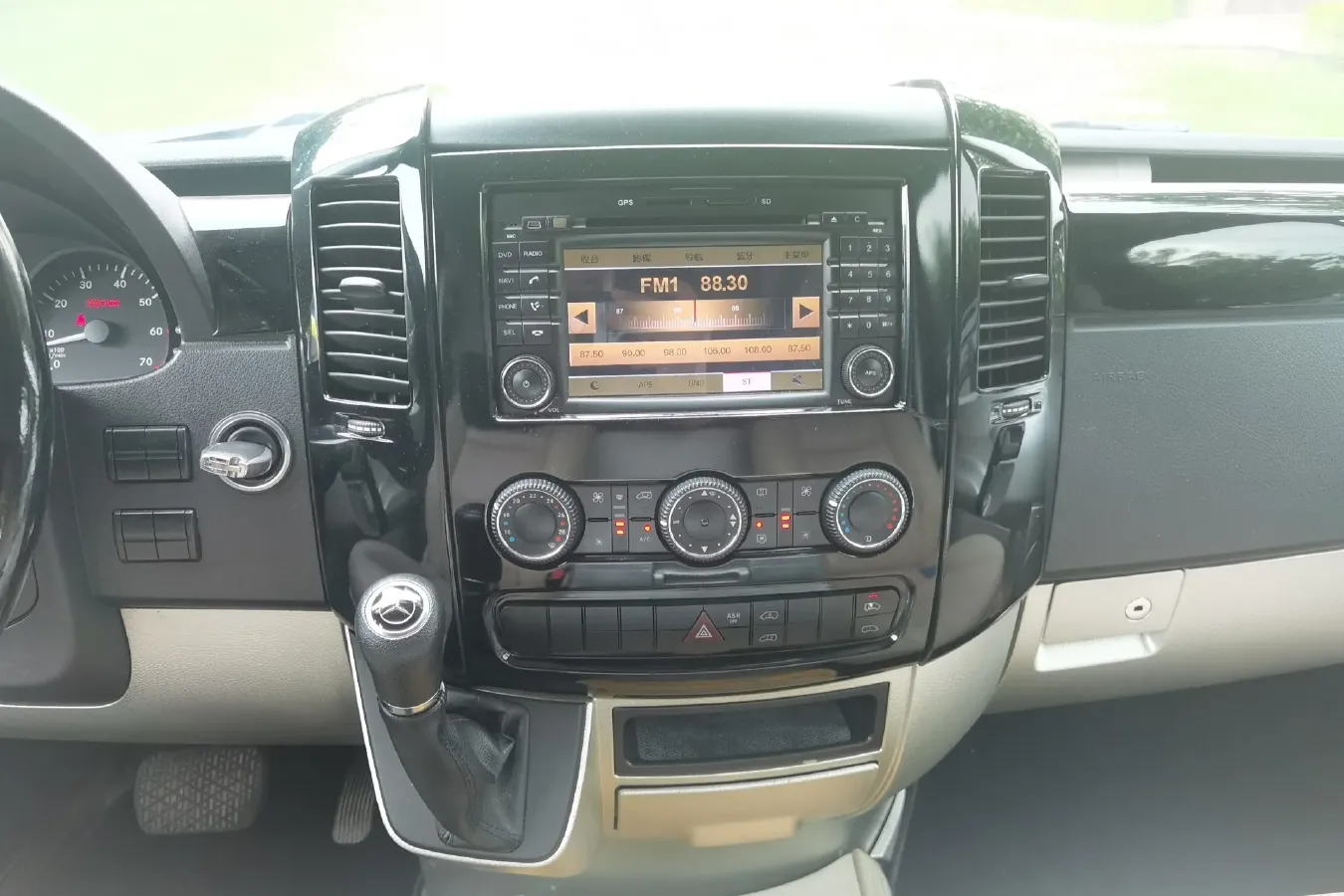 2009 Mercedes-Benz Sprinter 3.5L 258HP V6 5AT,autocango,china used car exporter,china ev exporter,chinese used car exporter,chinese used ev exporter