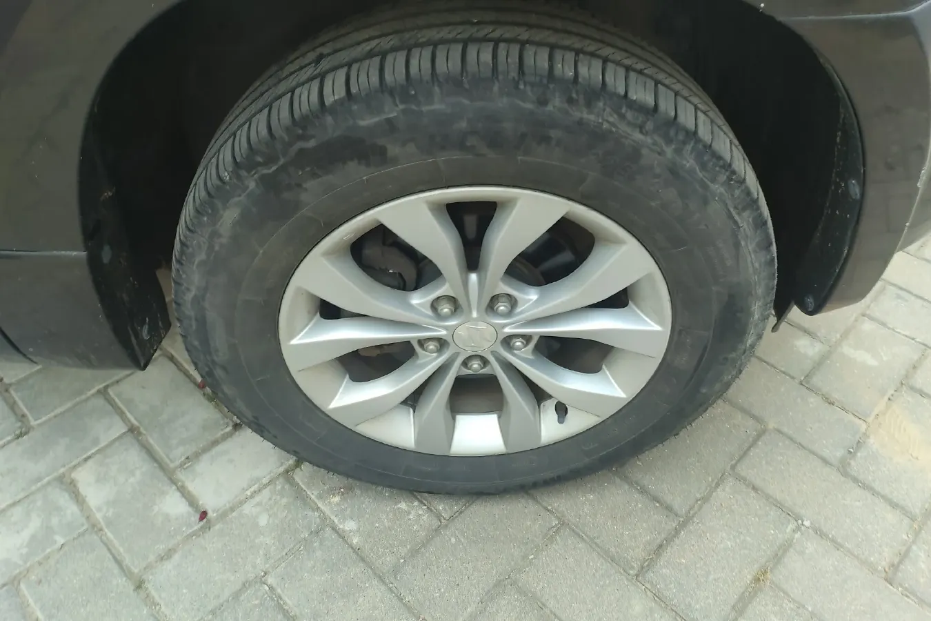 2012 Suzuki Grand Vitara 2.4L 166HP L4 5MT,autocango,china used car exporter,china ev exporter,chinese used car exporter,chinese used ev exporter