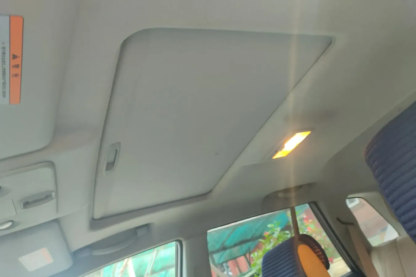 2012 Suzuki Grand Vitara 2.4L 166HP L4 5MT,autocango,china used car exporter,china ev exporter,chinese used car exporter,chinese used ev exporter