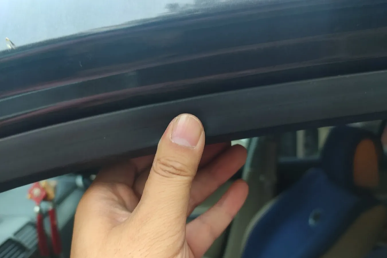 2012 Suzuki Grand Vitara 2.4L 166HP L4 5MT,autocango,china used car exporter,china ev exporter,chinese used car exporter,chinese used ev exporter