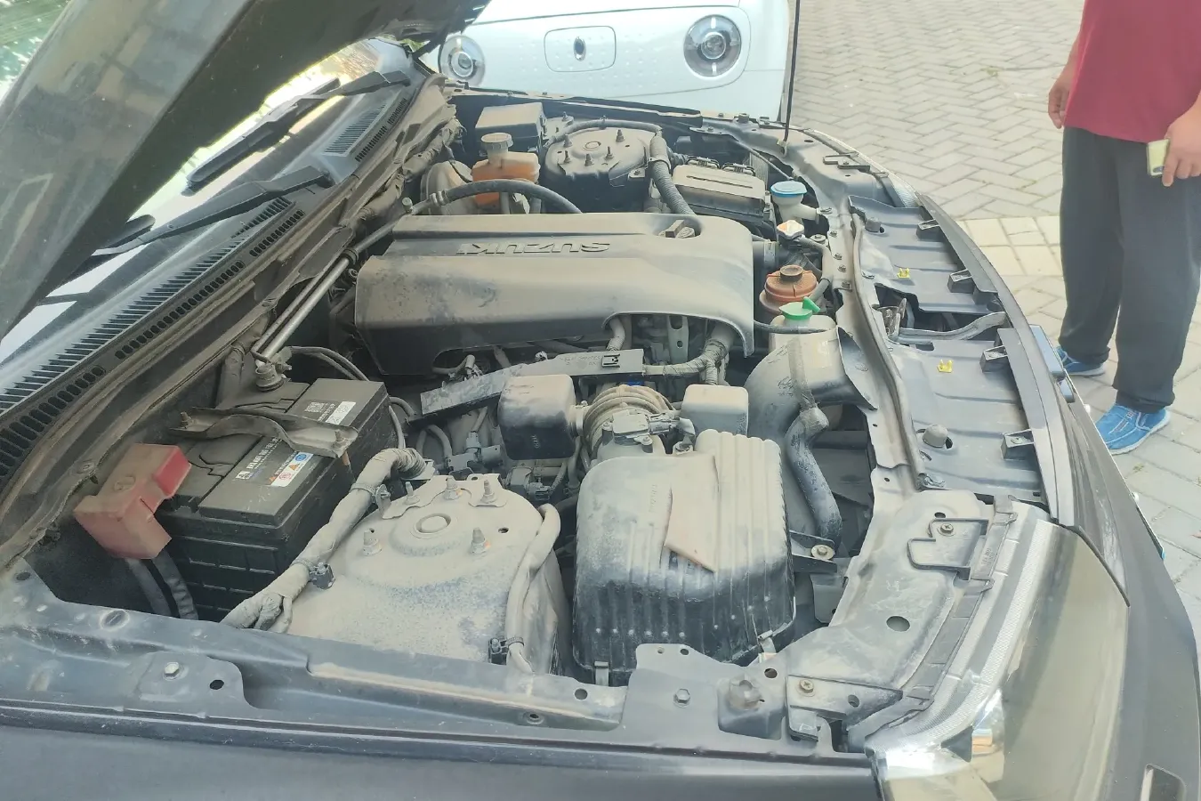 2012 Suzuki Grand Vitara 2.4L 166HP L4 5MT,autocango,china used car exporter,china ev exporter,chinese used car exporter,chinese used ev exporter