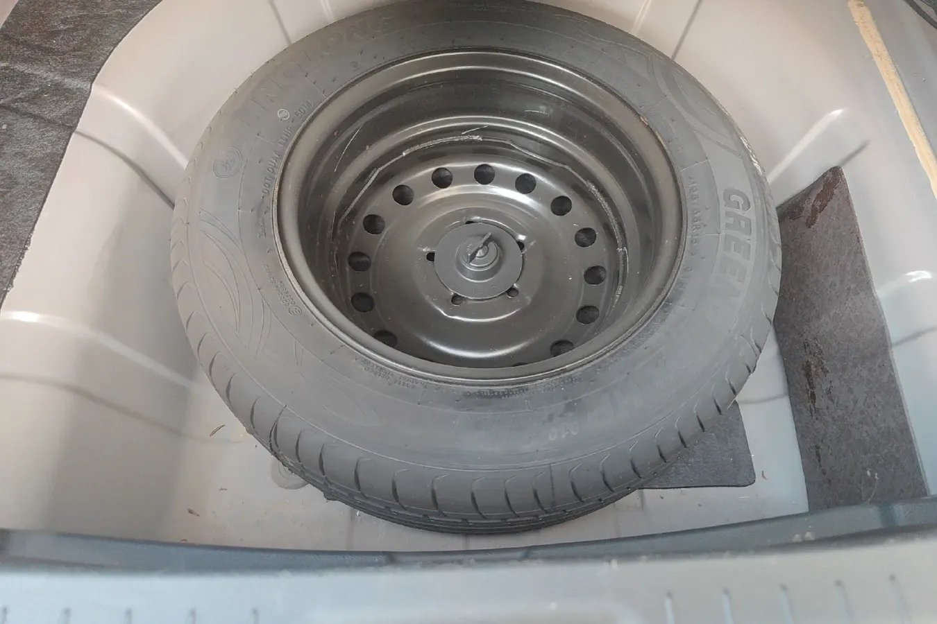 2014 DongFeng Forthing Joyear S50 1.5L 120HP L4 5MT,autocango,china used car exporter,china ev exporter,chinese used car exporter,chinese used ev exporter