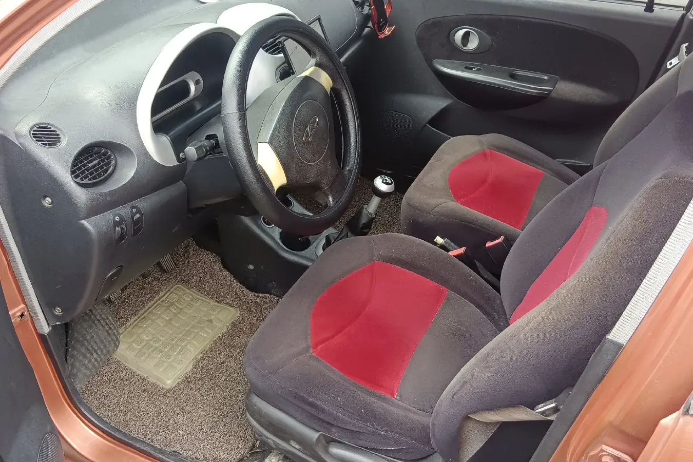 2012 Chery QQ3 1.0L 69HP L3 5MT,autocango,china used car exporter,china ev exporter,chinese used car exporter,chinese used ev exporter