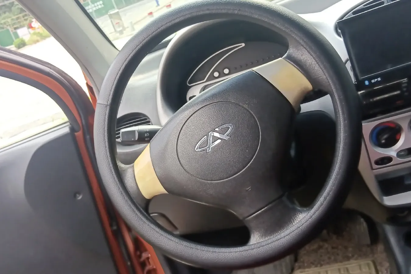 2012 Chery QQ3 1.0L 69HP L3 5MT,autocango,china used car exporter,china ev exporter,chinese used car exporter,chinese used ev exporter