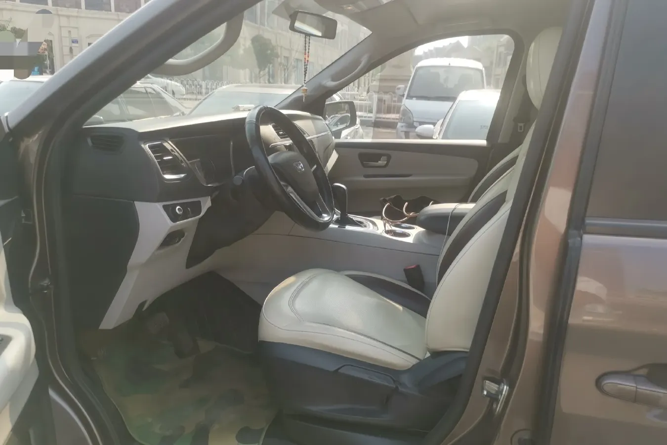 2015 HuaSong 7 2.0T 184HP L4 6AT,autocango,china used car exporter,china ev exporter,chinese used car exporter,chinese used ev exporter