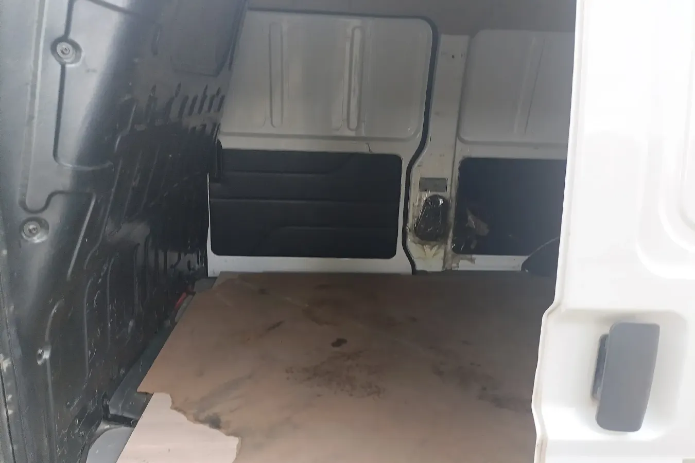 2022 RuiChi EC35 BEV 82HP BEV 38.7KWH,autocango,china used car exporter,china ev exporter,chinese used car exporter,chinese used ev exporter