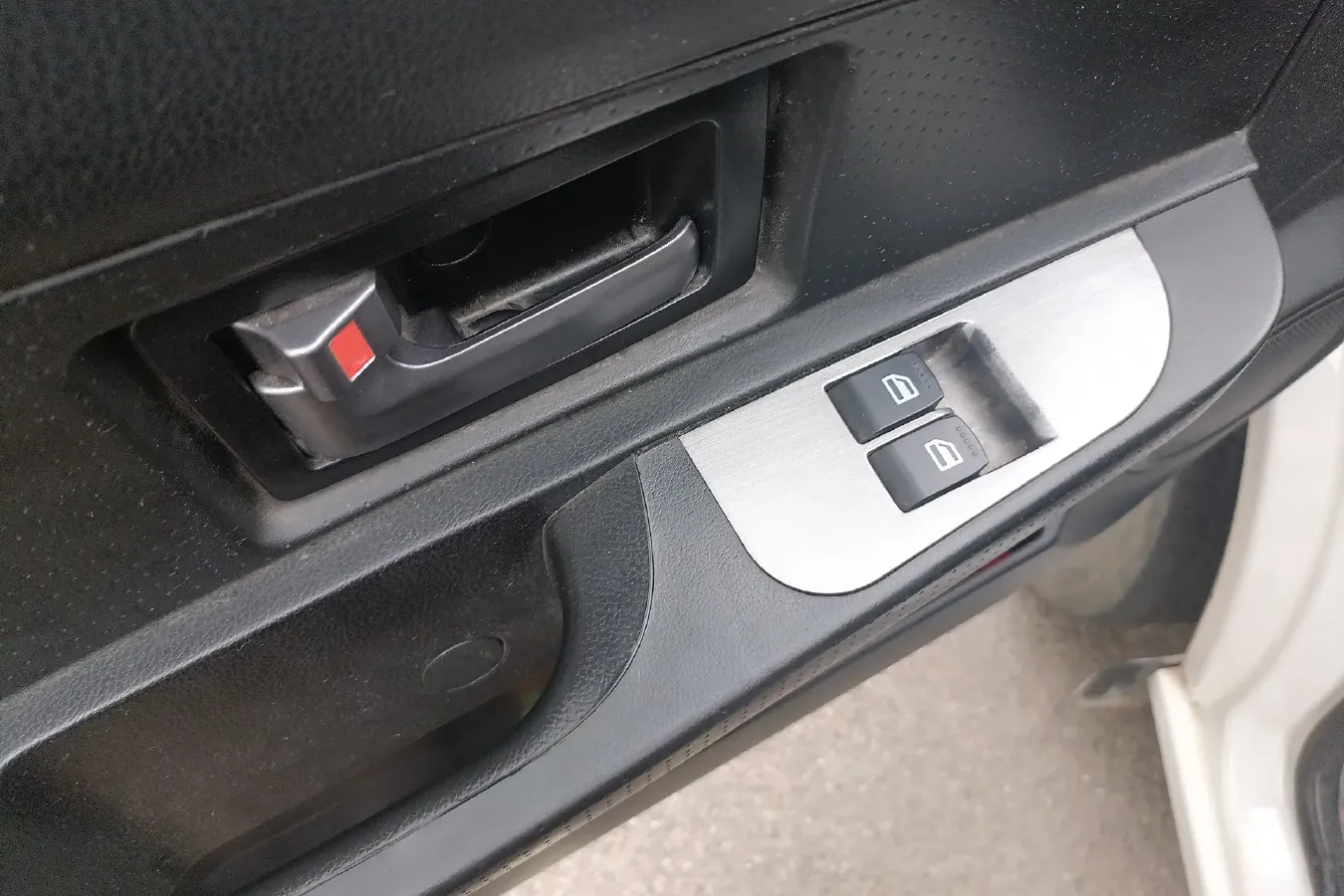 2022 RuiChi EC35 BEV 82HP BEV 38.7KWH,autocango,china used car exporter,china ev exporter,chinese used car exporter,chinese used ev exporter