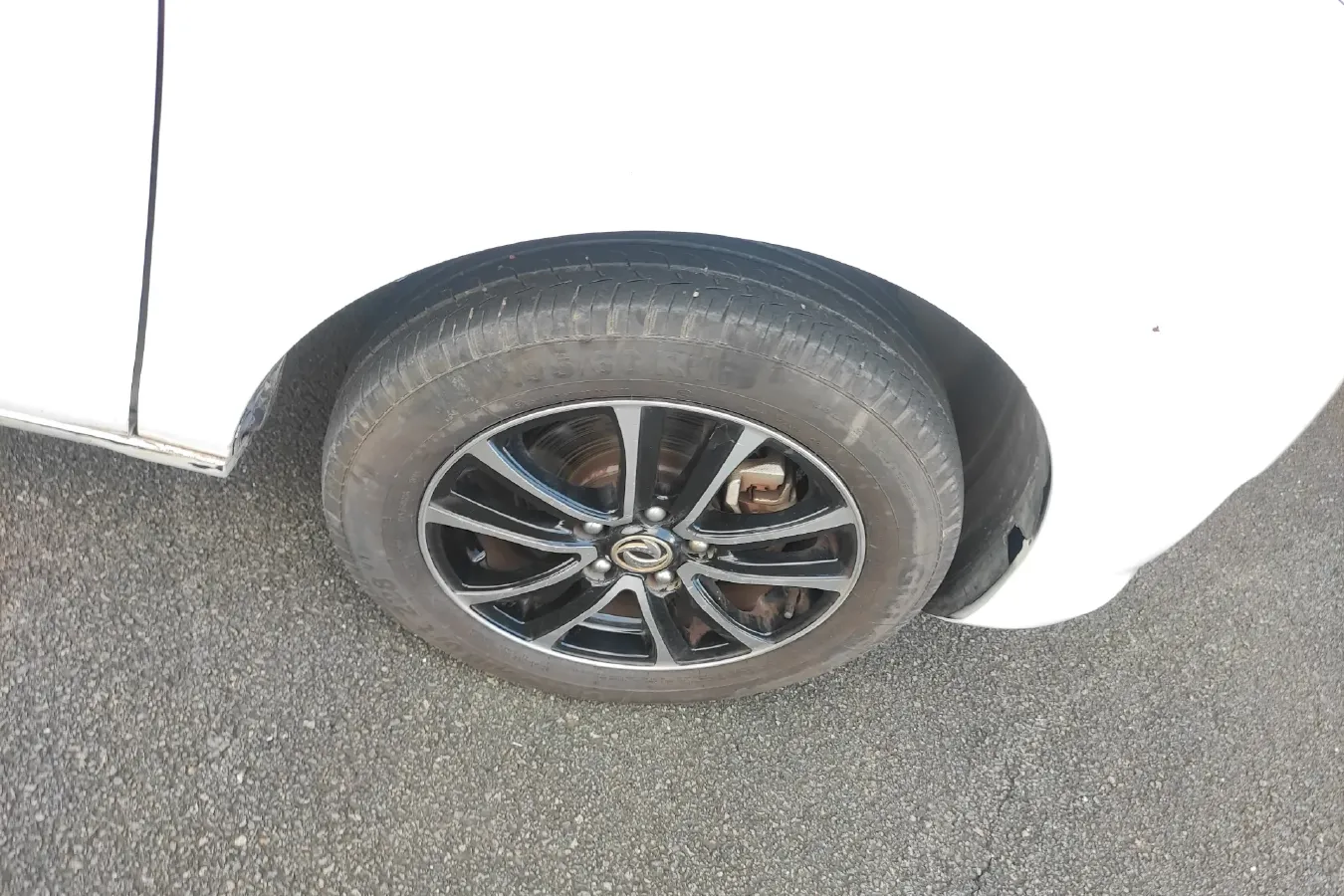 2016 DongFeng Forthing S500 1.5L 120HP L4 5MT,autocango,china used car exporter,china ev exporter,chinese used car exporter,chinese used ev exporter