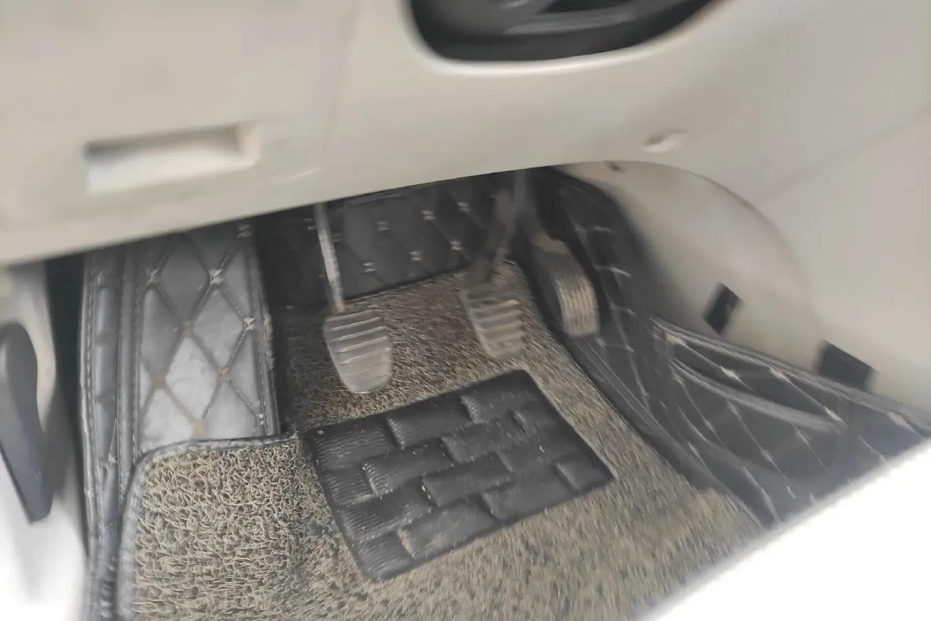 2016 DongFeng Forthing S500 1.5L 120HP L4 5MT,autocango,china used car exporter,china ev exporter,chinese used car exporter,chinese used ev exporter