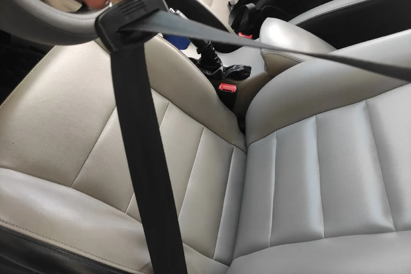 2016 DongFeng Forthing S500 1.5L 120HP L4 5MT,autocango,china used car exporter,china ev exporter,chinese used car exporter,chinese used ev exporter