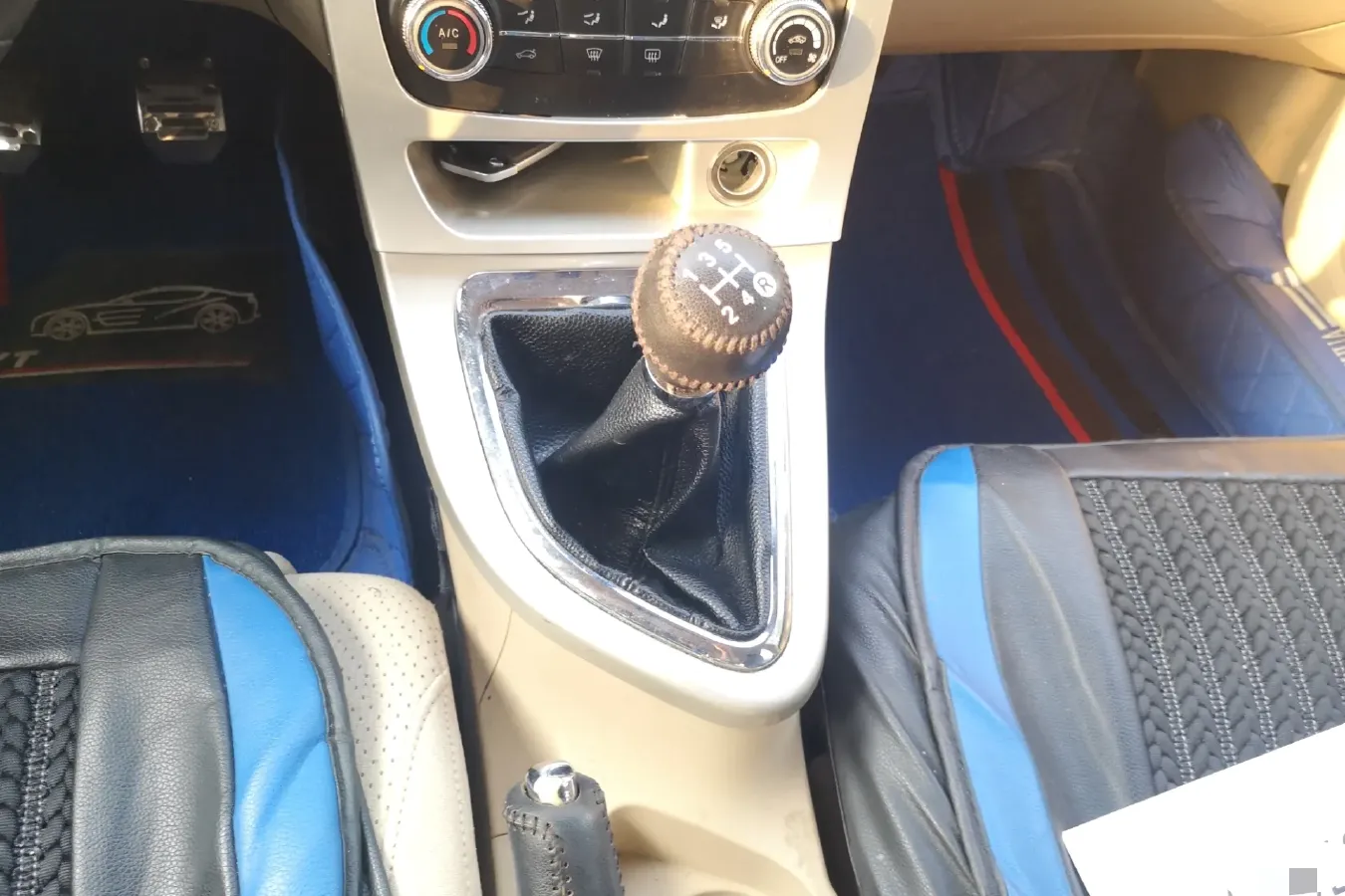 2013 Brilliance Auto H330 1.5L 105HP L4 5MT,autocango,china used car exporter,china ev exporter,chinese used car exporter,chinese used ev exporter