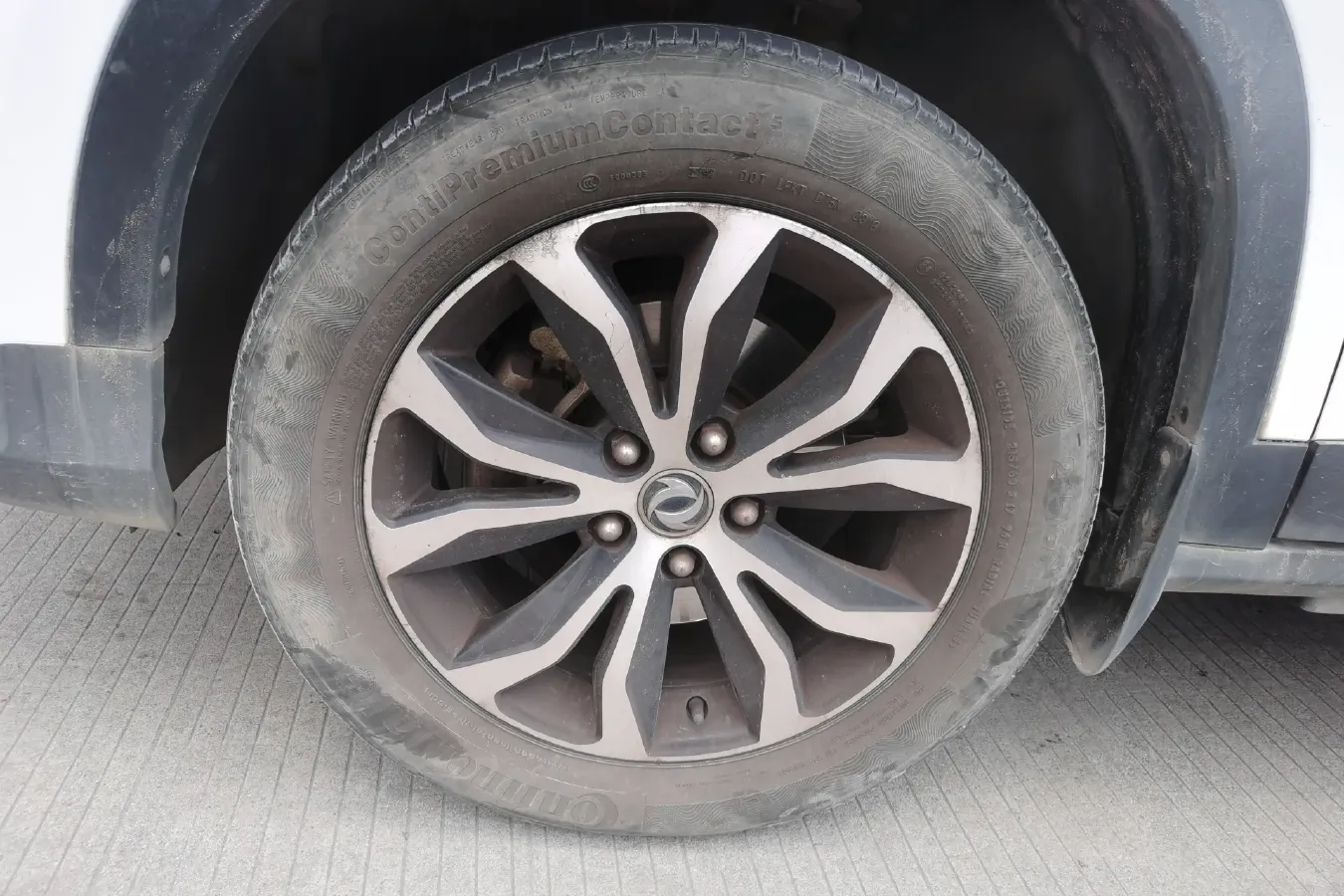 2017 DongFeng Forthing Joyear X5 1.6L 122HP L4 CVT,autocango,china used car exporter,china ev exporter,chinese used car exporter,chinese used ev exporter