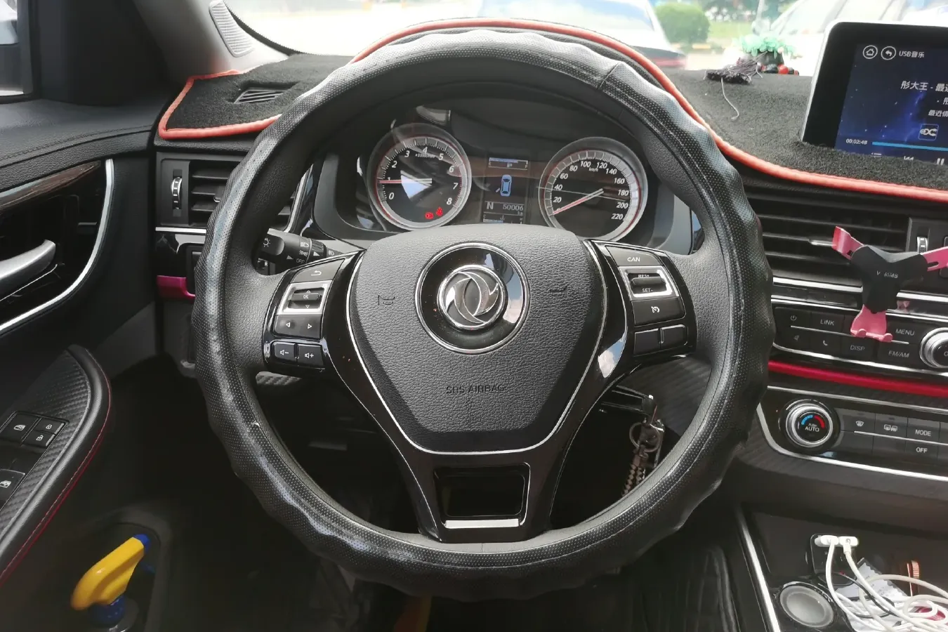 2017 DongFeng Forthing Joyear X5 1.6L 122HP L4 CVT,autocango,china used car exporter,china ev exporter,chinese used car exporter,chinese used ev exporter