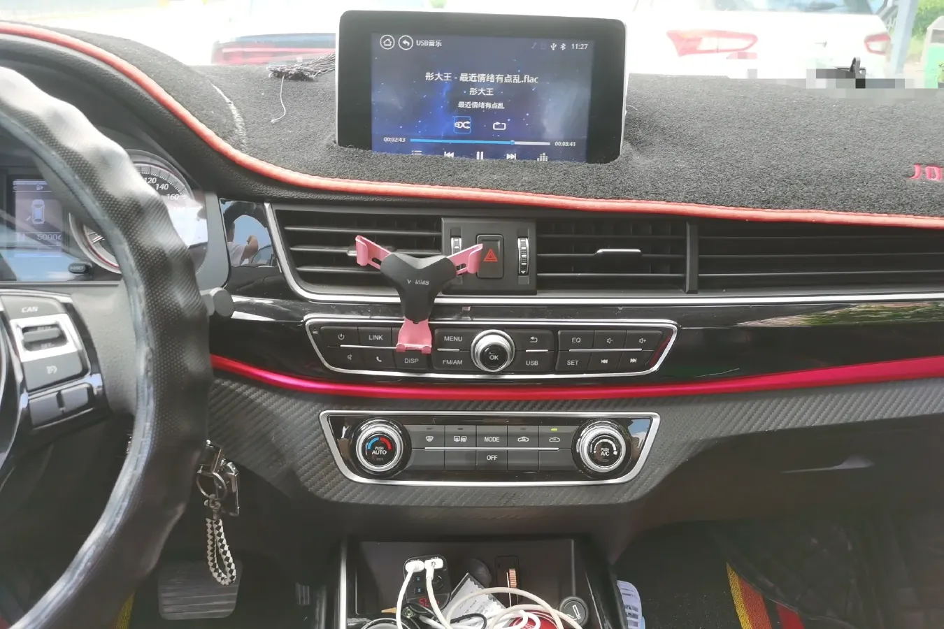 2017 DongFeng Forthing Joyear X5 1.6L 122HP L4 CVT,autocango,china used car exporter,china ev exporter,chinese used car exporter,chinese used ev exporter