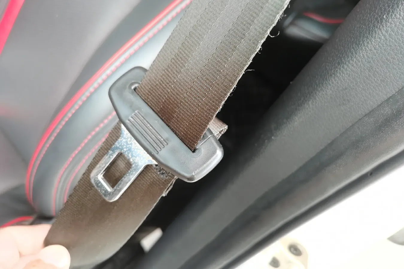 2017 DongFeng Forthing Joyear X5 1.6L 122HP L4 CVT,autocango,china used car exporter,china ev exporter,chinese used car exporter,chinese used ev exporter