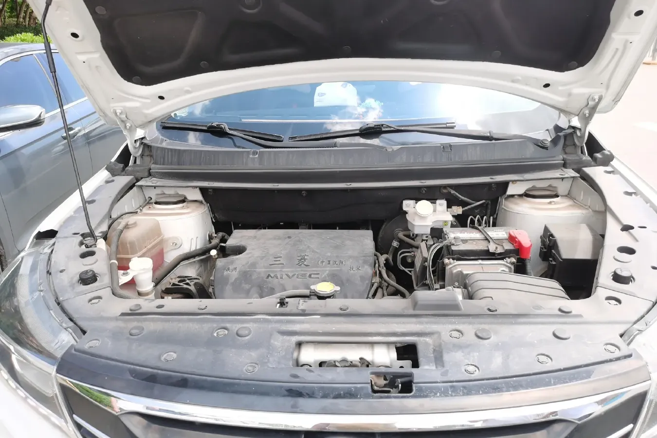 2017 DongFeng Forthing Joyear X5 1.6L 122HP L4 CVT,autocango,china used car exporter,china ev exporter,chinese used car exporter,chinese used ev exporter