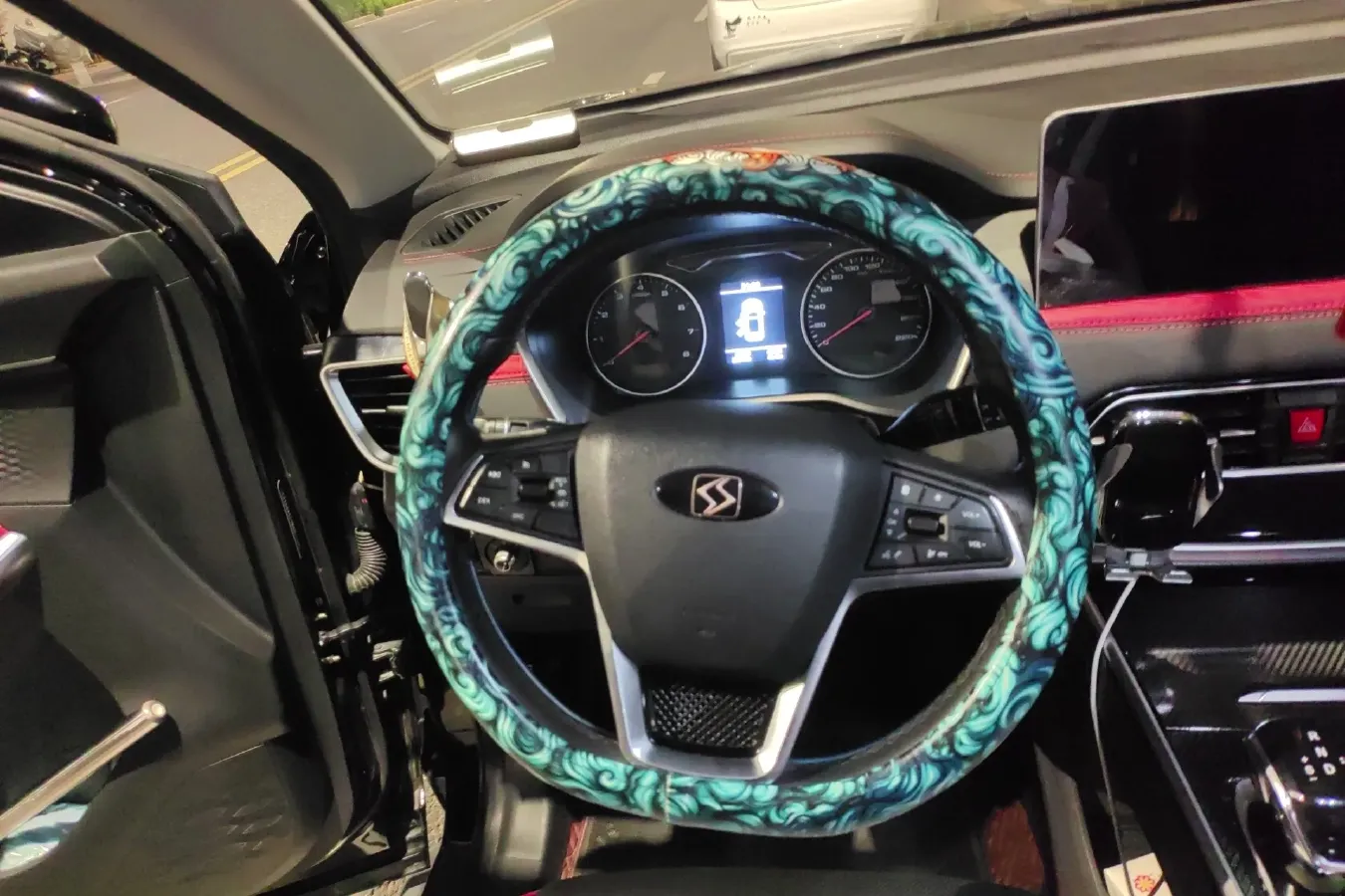 2021 Sehol X8 1.5T 184HP L4 6DCT,autocango,china used car exporter,china ev exporter,chinese used car exporter,chinese used ev exporter