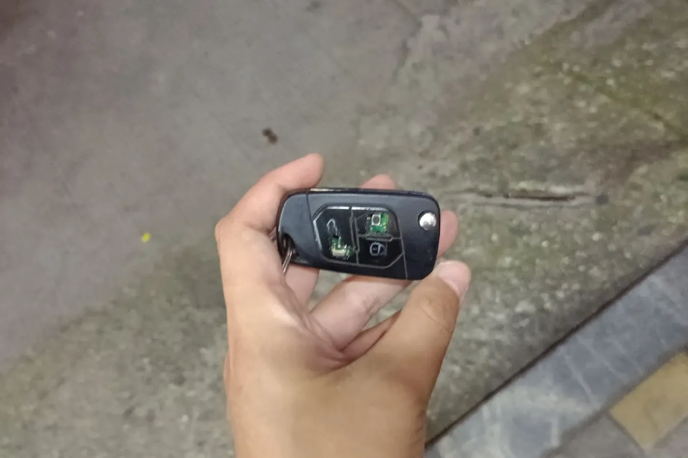 2012 GAC Trumpchi GA5 1.8L 144HP L4 5MT,autocango,china used car exporter,china ev exporter,chinese used car exporter,chinese used ev exporter