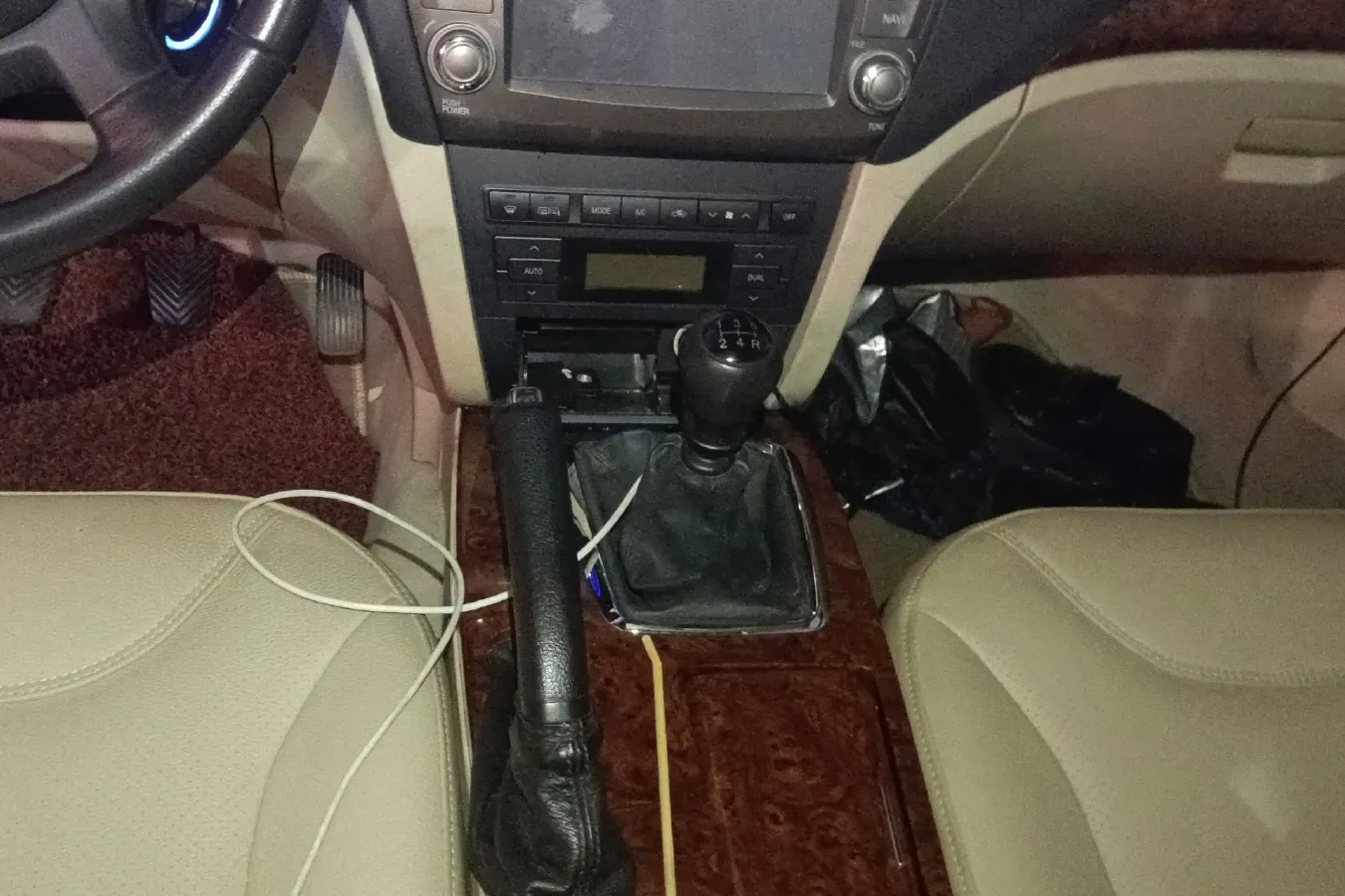 2012 GAC Trumpchi GA5 1.8L 144HP L4 5MT,autocango,china used car exporter,china ev exporter,chinese used car exporter,chinese used ev exporter