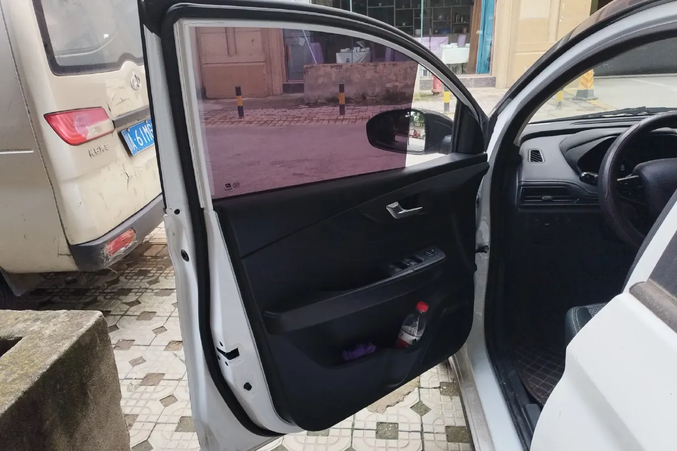 2021 EV House YOUNG BEV 38.54KWH,autocango,china used car exporter,china ev exporter,chinese used car exporter,chinese used ev exporter