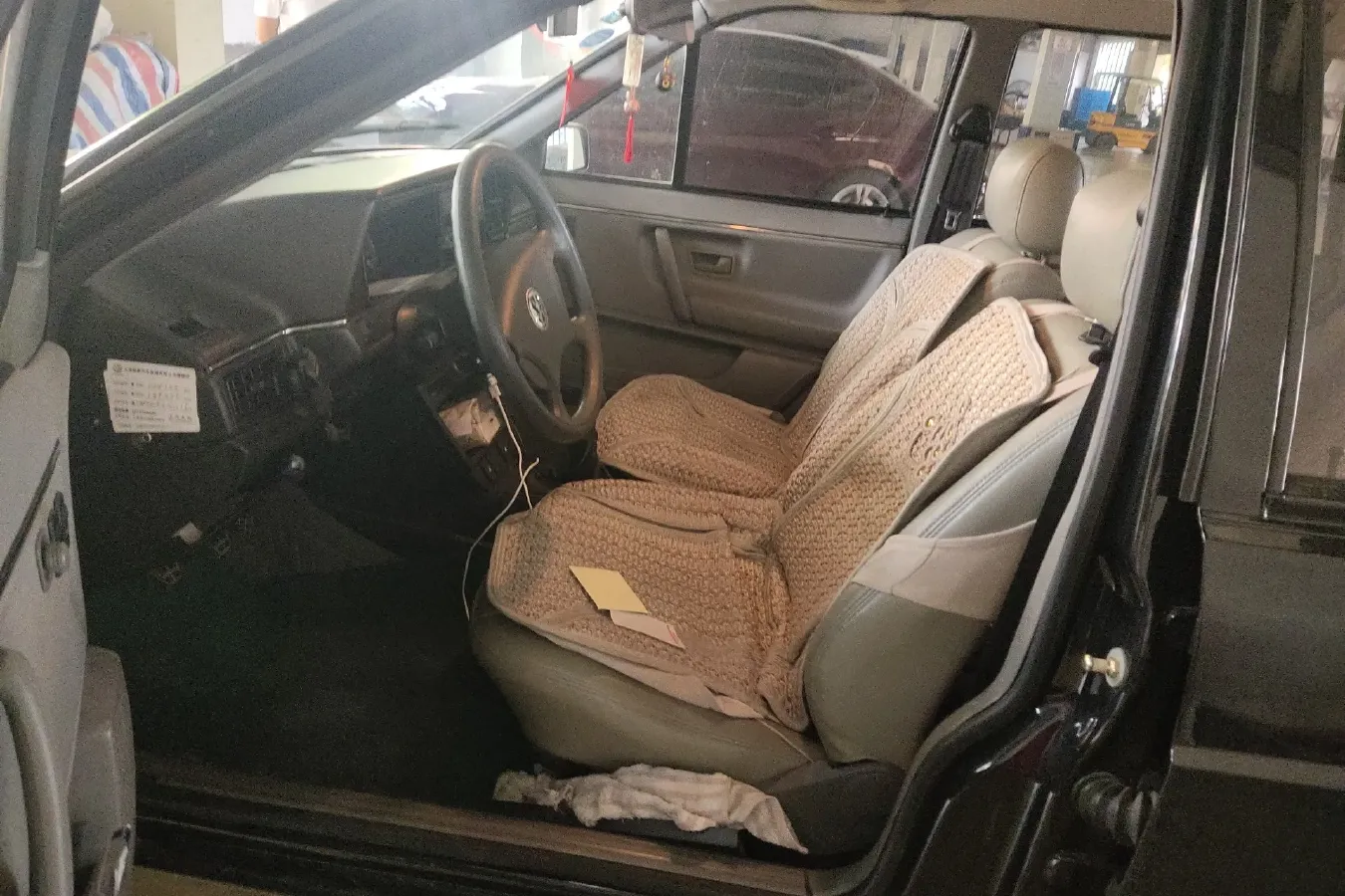 2007 Volkswagen Santana Classic 1.8L 95HP L4 5MT,autocango,china used car exporter,china ev exporter,chinese used car exporter,chinese used ev exporter