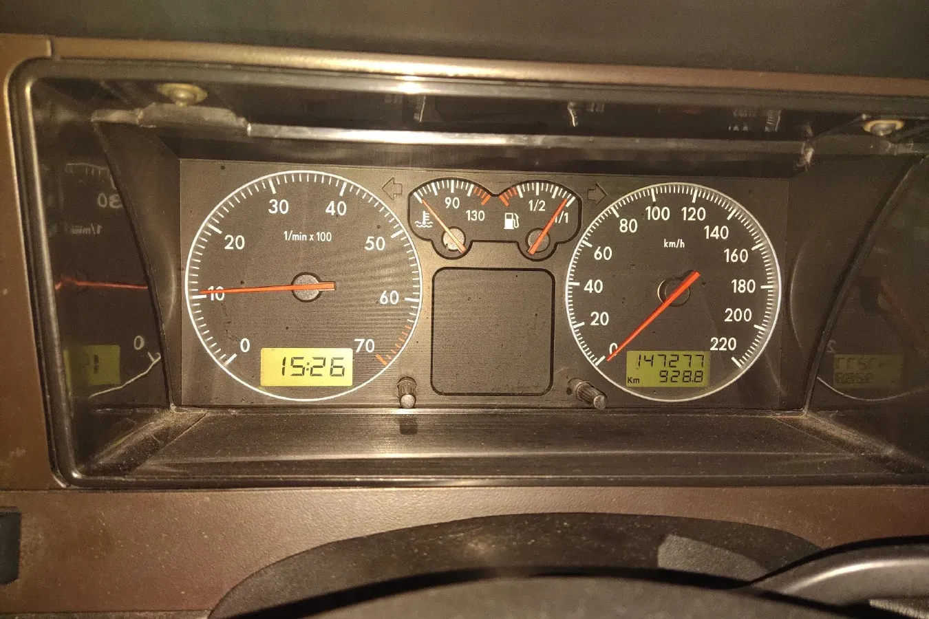 2007 Volkswagen Santana Classic 1.8L 95HP L4 5MT,autocango,china used car exporter,china ev exporter,chinese used car exporter,chinese used ev exporter