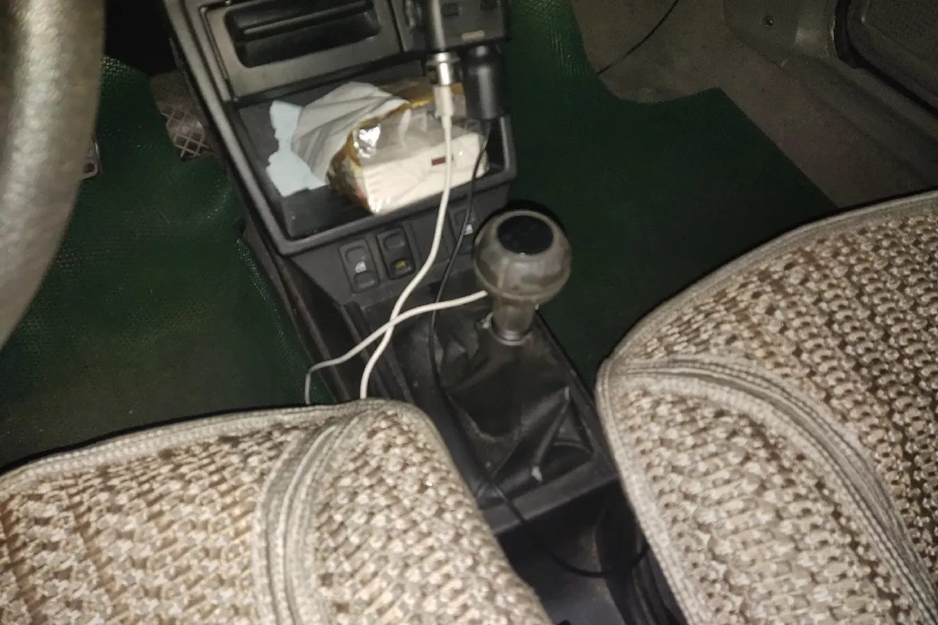 2007 Volkswagen Santana Classic 1.8L 95HP L4 5MT,autocango,china used car exporter,china ev exporter,chinese used car exporter,chinese used ev exporter