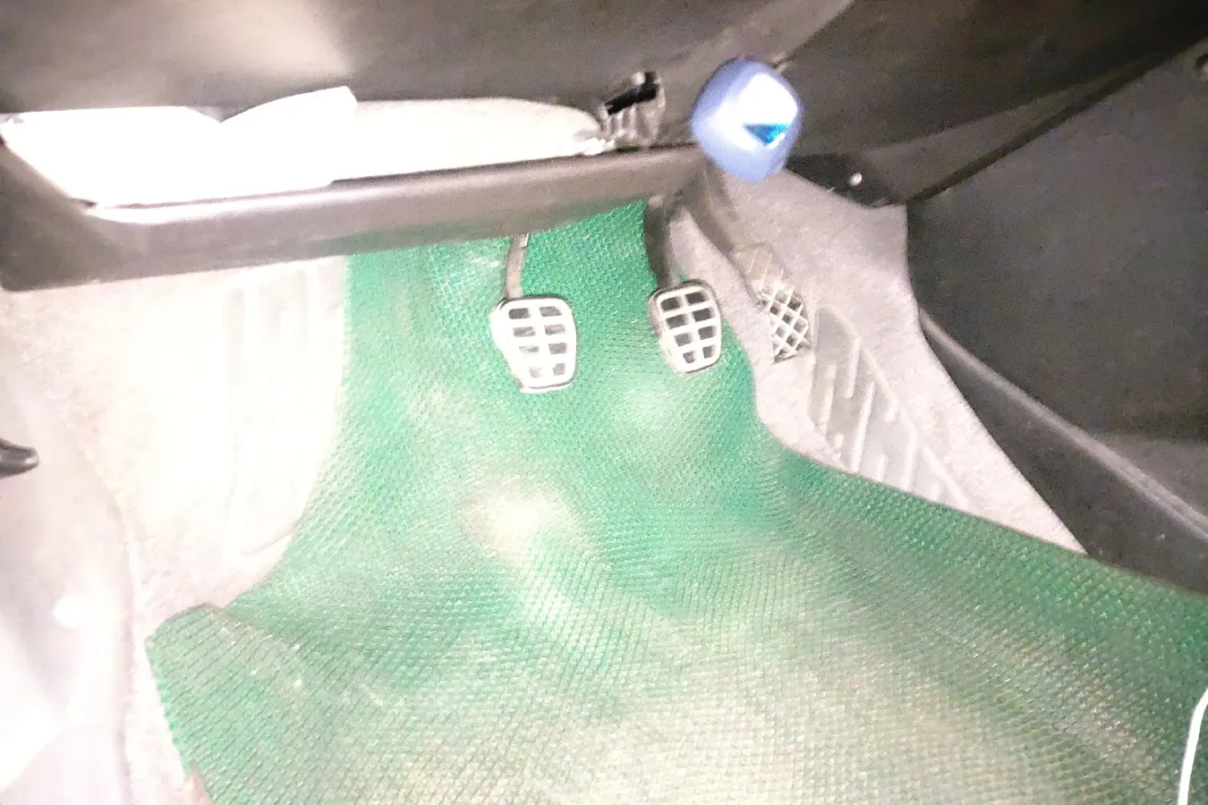 2007 Volkswagen Santana Classic 1.8L 95HP L4 5MT,autocango,china used car exporter,china ev exporter,chinese used car exporter,chinese used ev exporter