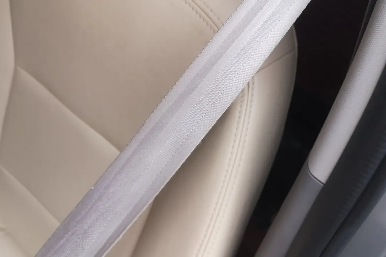 2014 BAIC WeiWang M20 1.5L 106HP L4 5MT,autocango,china used car exporter,china ev exporter,chinese used car exporter,chinese used ev exporter